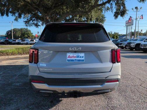Wolf Gray 2024 Kia Sorento S