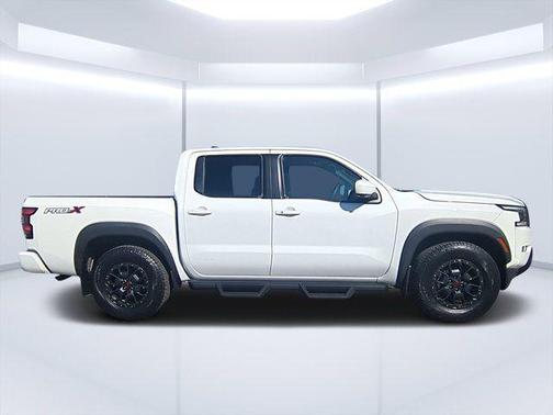 Glacier White 2023 Nissan Frontier PRO-X