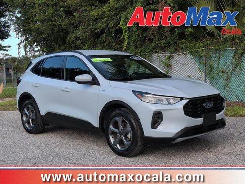 Silver Metallic 2025 Ford Escape ST-Line Select