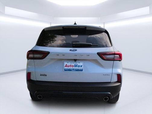 Silver Metallic 2025 Ford Escape ST-Line Select