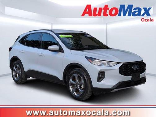 Silver Metallic 2025 Ford Escape ST-Line Select