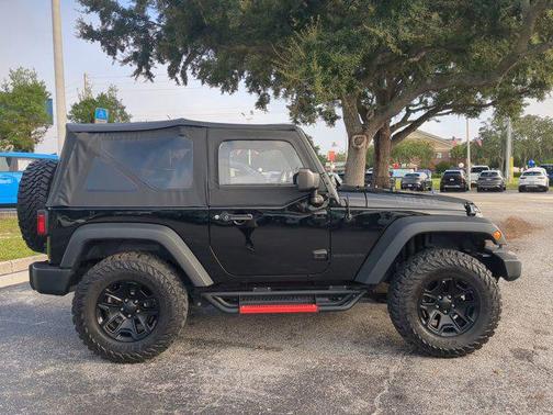 2017 Jeep Wrangler Willys Wheeler
