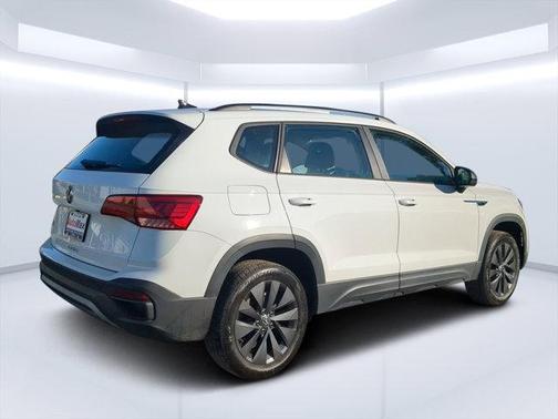 2024 Volkswagen Taos S