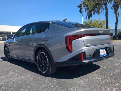2025 Kia K4 GT-Line