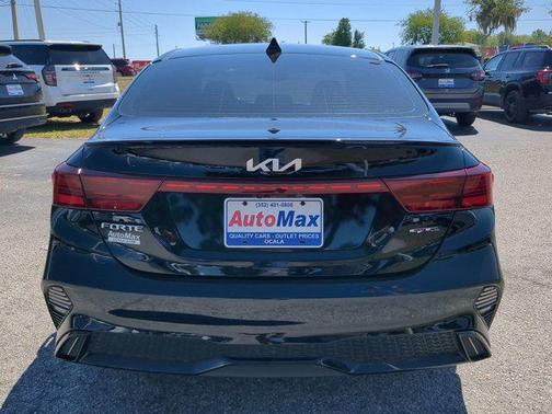 2023 Kia Forte GT-Line