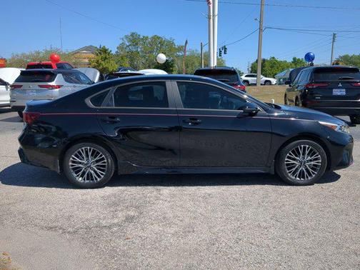 2023 Kia Forte GT-Line