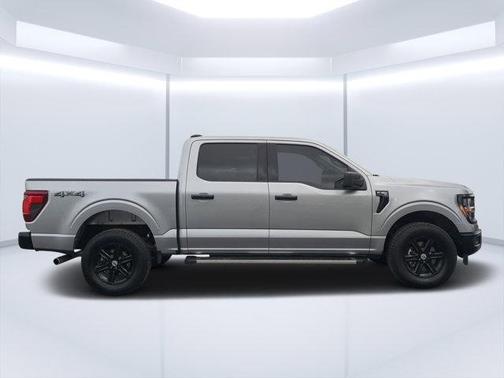 ICONIC SILVER METALLIC 2025 Ford F-150 XLT