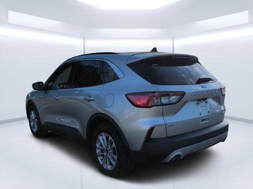 Ingot Silver 2020 Ford Escape SE