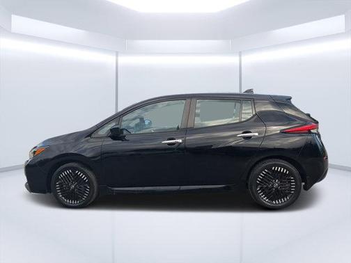 2023 Nissan Leaf SV PLUS