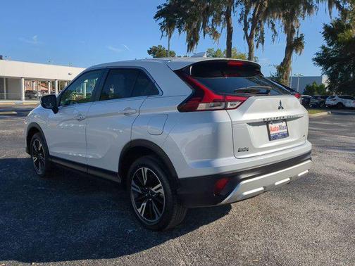 2023 Mitsubishi Eclipse Cross SE