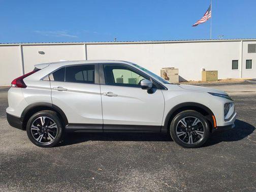2023 Mitsubishi Eclipse Cross SE