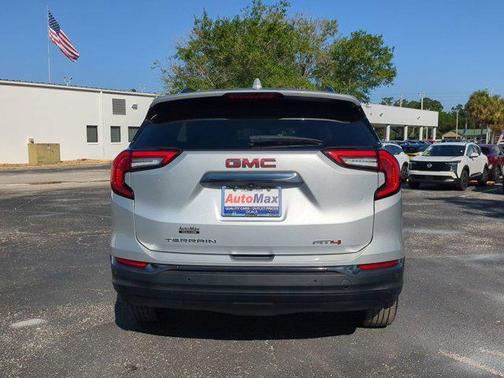 2022 GMC Terrain AT4
