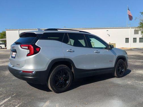 2022 GMC Terrain AT4