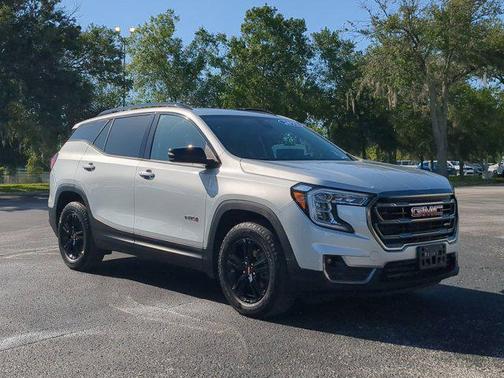 2022 GMC Terrain AT4