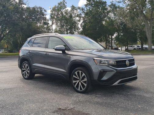 2022 Volkswagen Taos SE