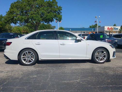 2023 Audi A4 45 S line Premium Plus