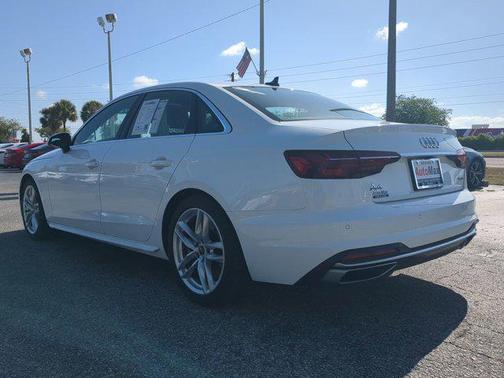 2023 Audi A4 45 S line Premium Plus