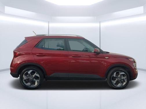 2024 Hyundai VENUE Limited