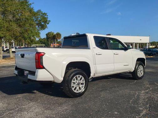 2024 Toyota Tacoma SR5