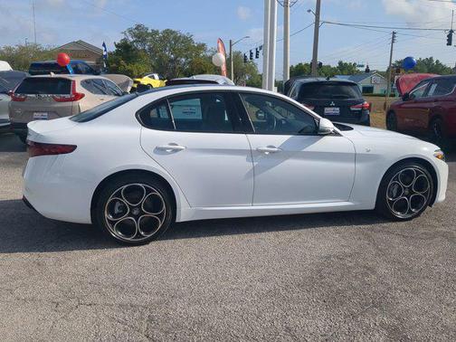 2022 Alfa Romeo Giulia Ti