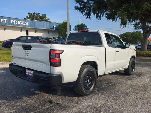 2024 Nissan Frontier S