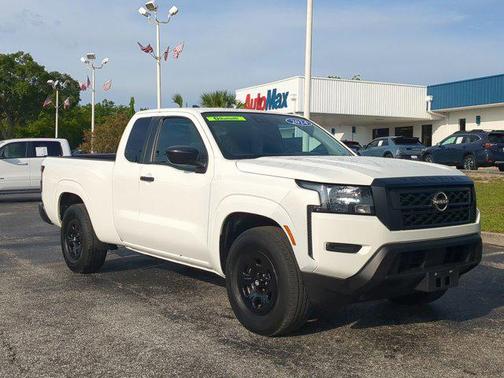 2024 Nissan Frontier S