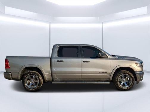 Billet Silver Metallic Clearcoat 2025 RAM 1500 Big Horn/Lone Star