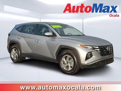 Shimmering Silver 2024 Hyundai TUCSON SE