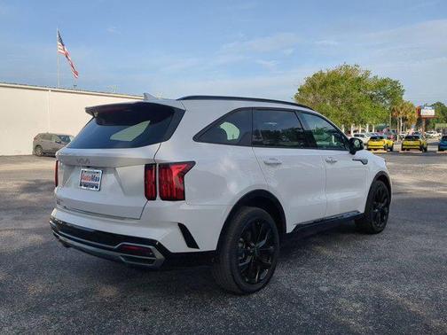 2023 Kia Sorento SX