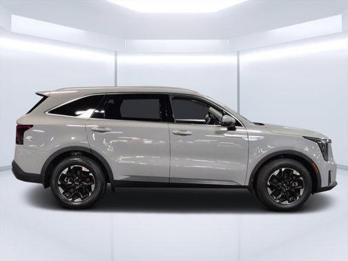 Wolf Gray 2025 Kia Sorento S