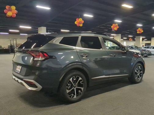 2025 Kia Sportage EX