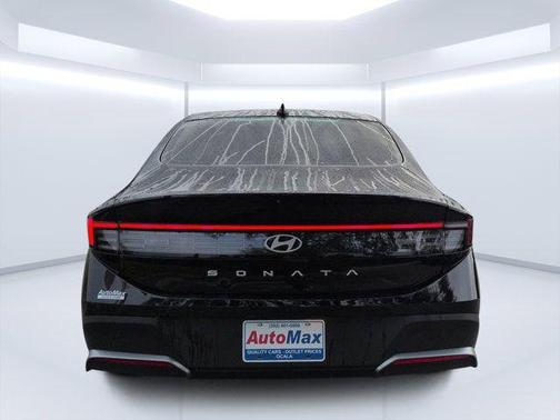 Black 2025 Hyundai SONATA SE