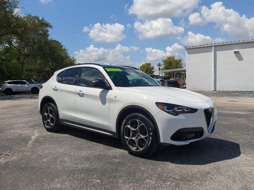 2024 Alfa Romeo Stelvio Ti