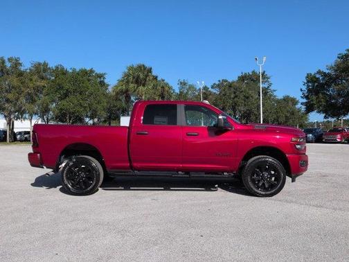 Molten Red Pearlcoat 2026 RAM 2500 Big Horn