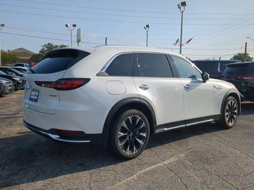 2024 Mazda CX-90 PHEV Premium