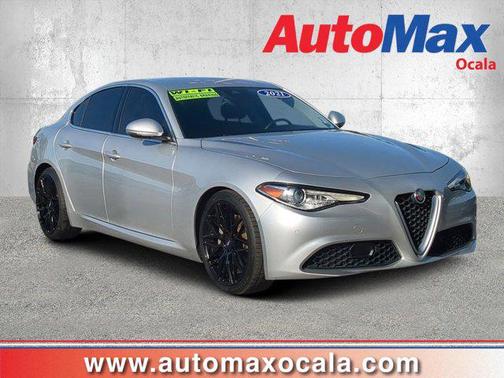 2021 Alfa Romeo Giulia Base