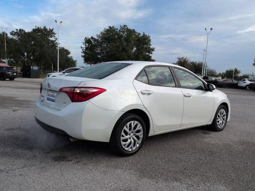 Super White 2019 Toyota Corolla LE