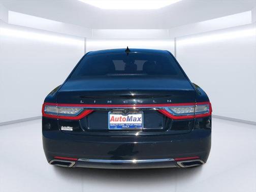 2018 Lincoln Continental Select