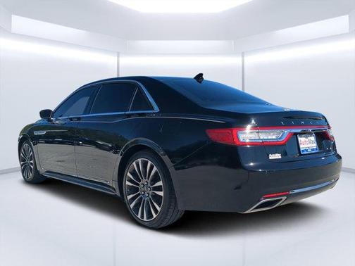 2018 Lincoln Continental Select