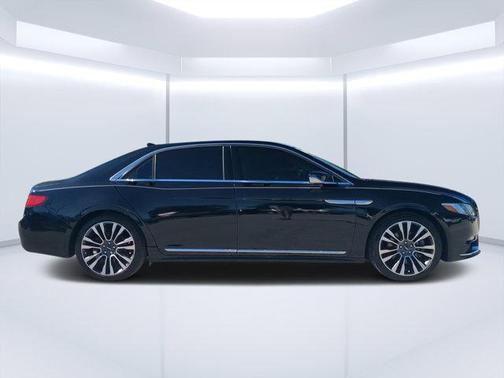 2018 Lincoln Continental Select