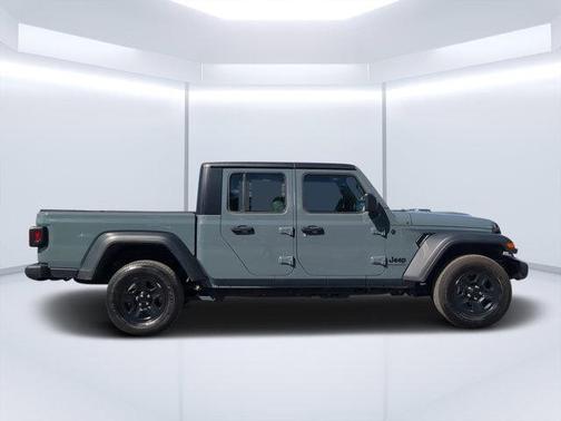 2024 Jeep Gladiator Sport