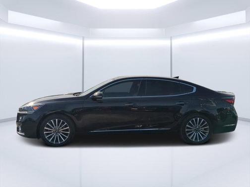 2017 Kia Cadenza Premium