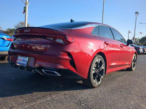 2022 Kia K5 GT-Line