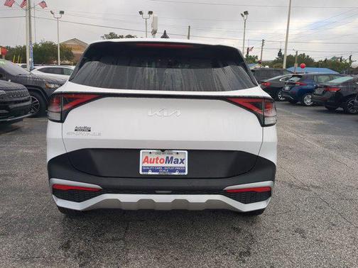 2025 Kia Sportage EX