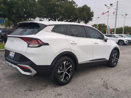 2025 Kia Sportage EX
