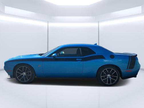 B5 Blue Pearlcoat 2016 Dodge Challenger R/T Scat Pack