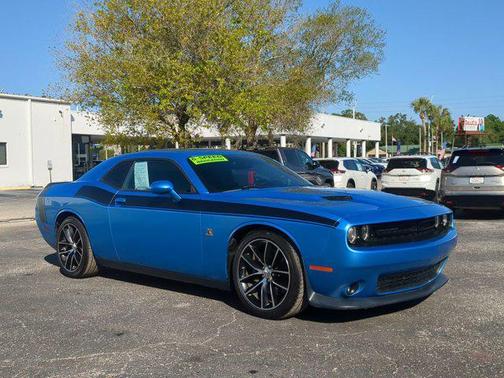 B5 Blue Pearlcoat 2016 Dodge Challenger R/T Scat Pack