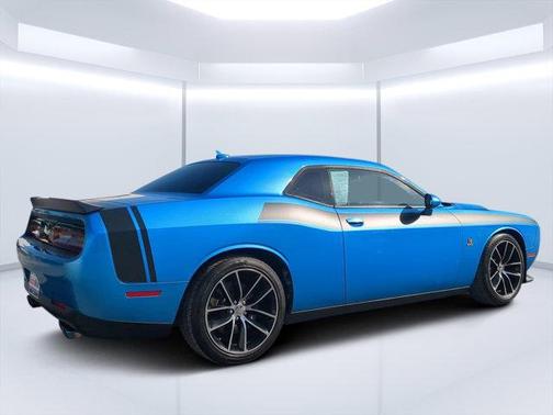 B5 Blue Pearlcoat 2016 Dodge Challenger R/T Scat Pack