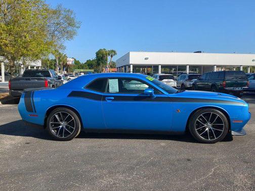 B5 Blue Pearlcoat 2016 Dodge Challenger R/T Scat Pack