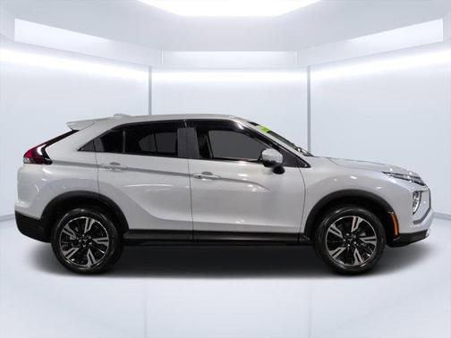 White 2024 Mitsubishi Eclipse Cross SE